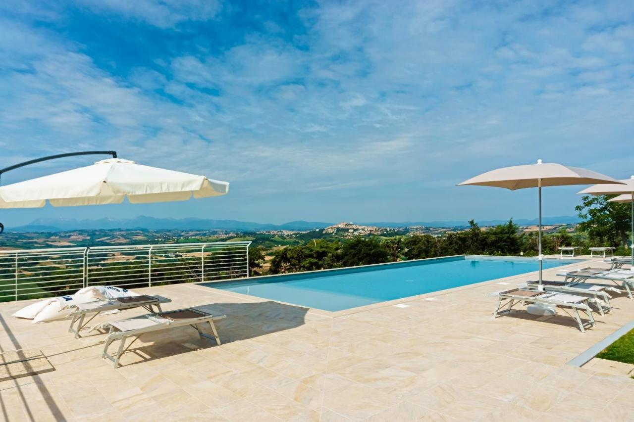 Resort Orizzonti SantʼElpidio a Mare エクステリア 写真